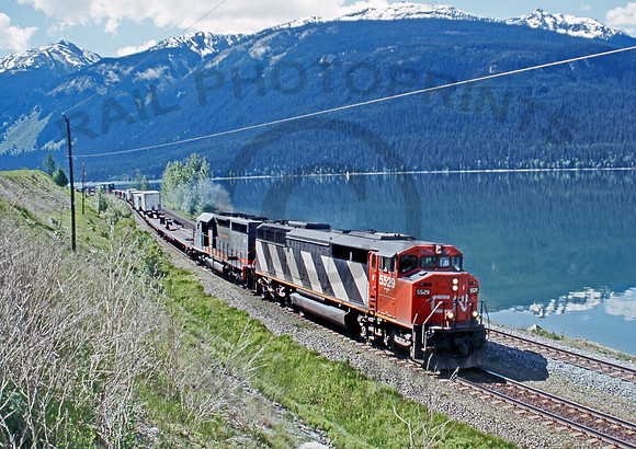 CN 5529 Moose Lake 180601 JC601