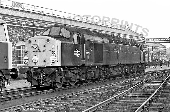 40013-CreweWorks-271177-JC