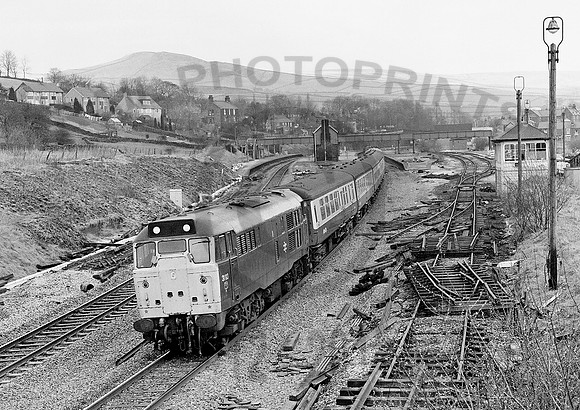31113-Y-Chinley-230382-031281-JC572