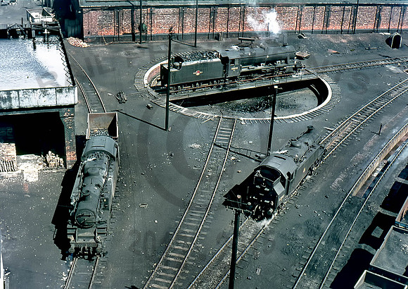 48010-Y-PatricroftTurntable-1965-RPC348