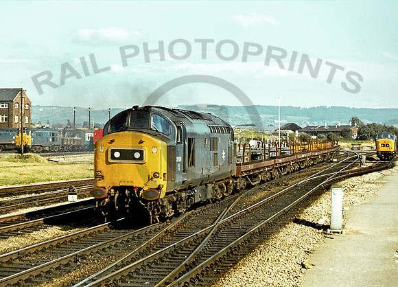 37198-Gloucester-150879-GE2172