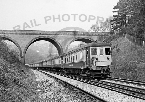 3052-Y-Merstham-210372-HB1972