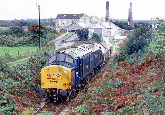 37207-Y-CarbisWharf-1085-RPC191