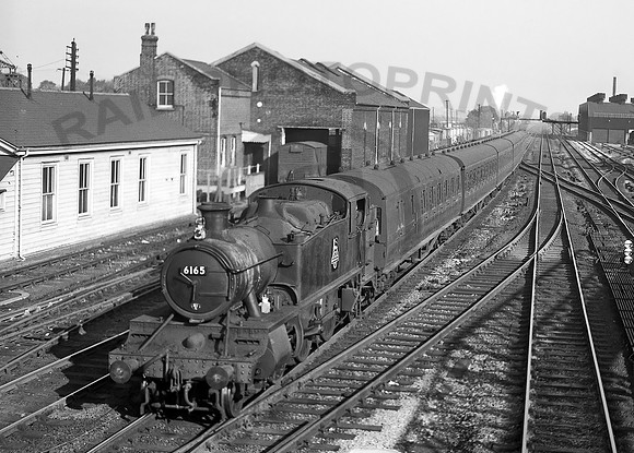 6165-Y-Southall-131056-DCCCRL647R