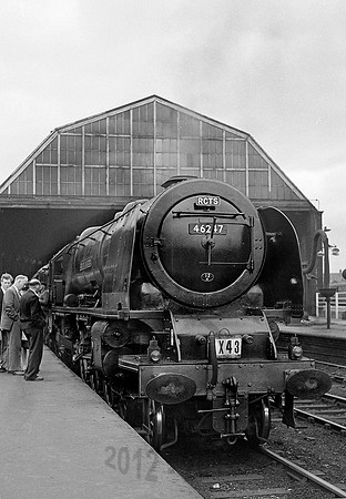 46247-LeedsCity-090761-RPC243
