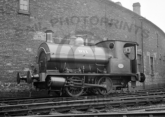 Neilson-Bass1-Y-Burton-1960-RPC200