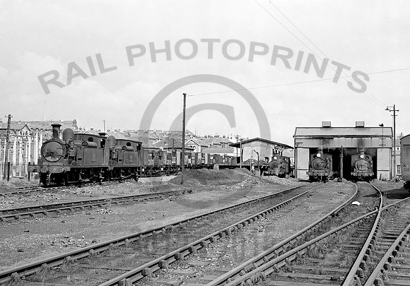 Ryde shed yard 110965 HB65E902