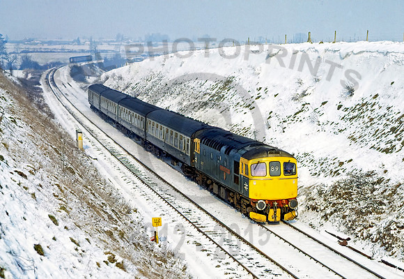33027-UptonScudamore-130285-JC673R