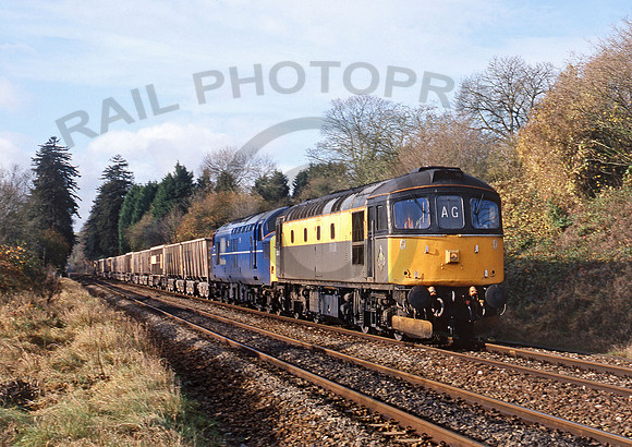 33026-37371-Y-BradfordonAvon-201197-JC342