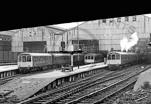 104s-Y-ManchesterVictoria-250281-JC262