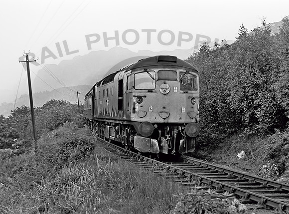 26034-Plockton-290578-JC1
