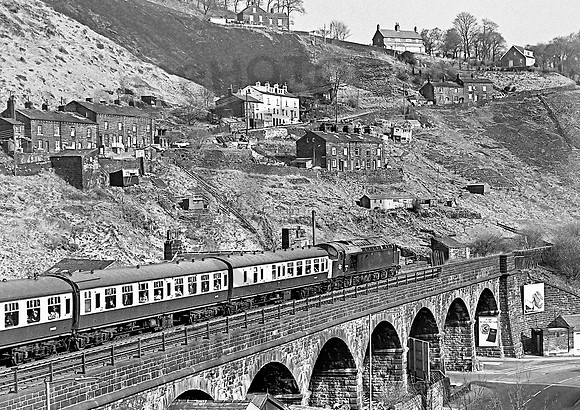 40069-Todmorden-060480-JC005