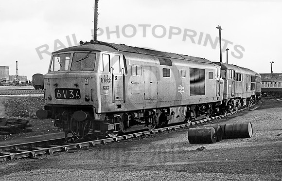 Hymek 7093 Reading 1169 RL336