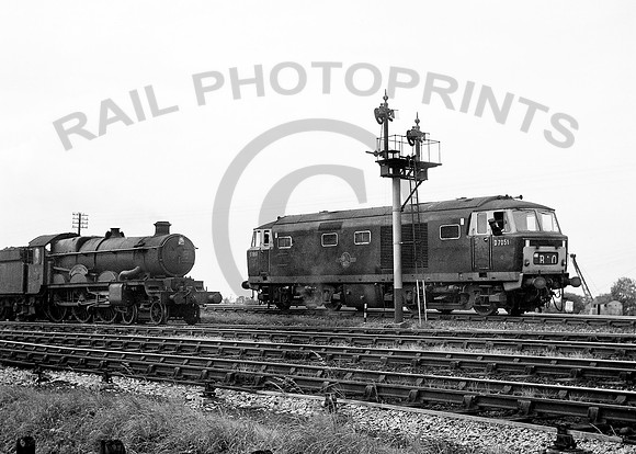 D7051-Westbury-0363-RPC633