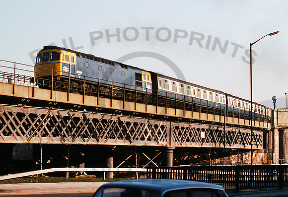 33020 Bath Spa 110278 GS395