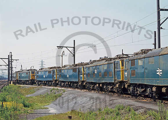 76006-Y-Wath-180678-PB907