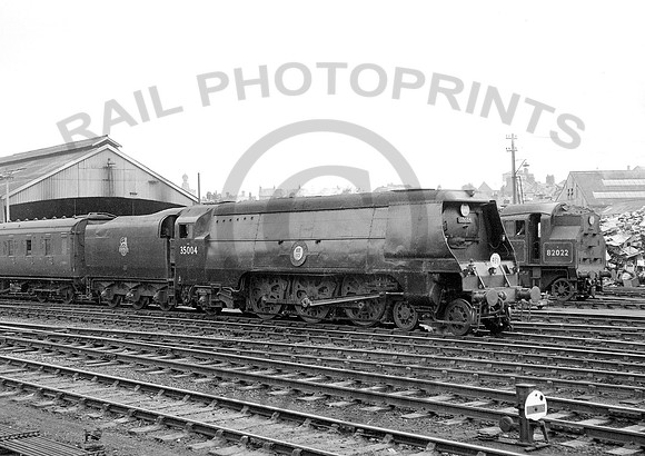 35004-Y-Exeter-0757-RPC199
