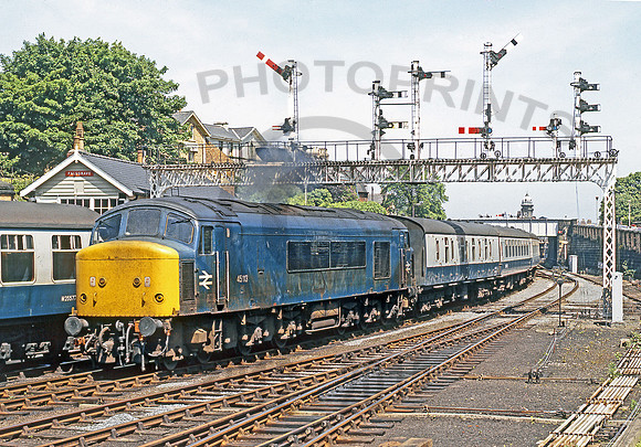 45113-Y-Scarborough-180683-JC194