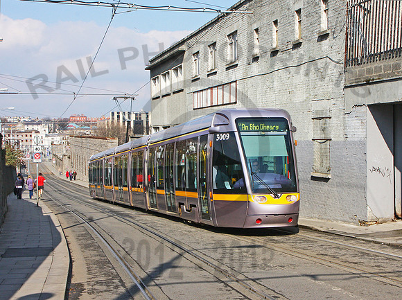 Luas 3009 Dublin Heuston 150311 JC566