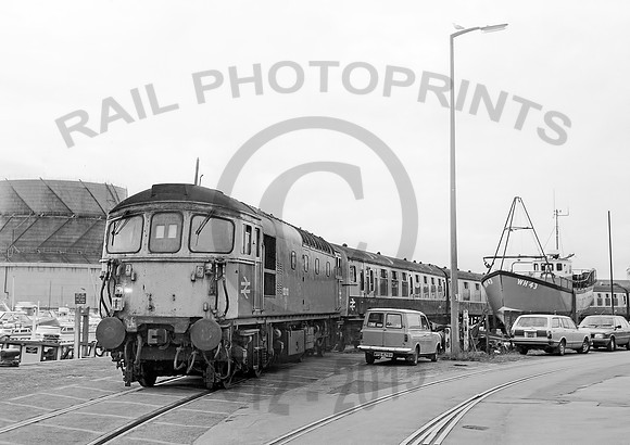 33113 Weymouth-Quay 090987 RPC377