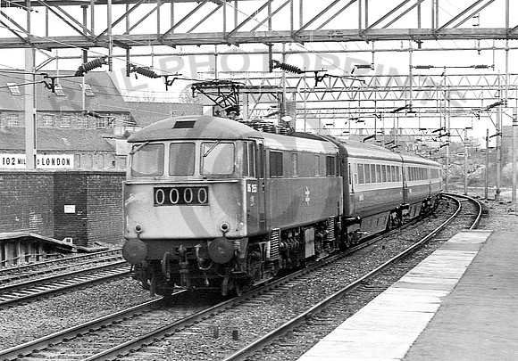 86255-Y-Atherstone-170479-JCX923