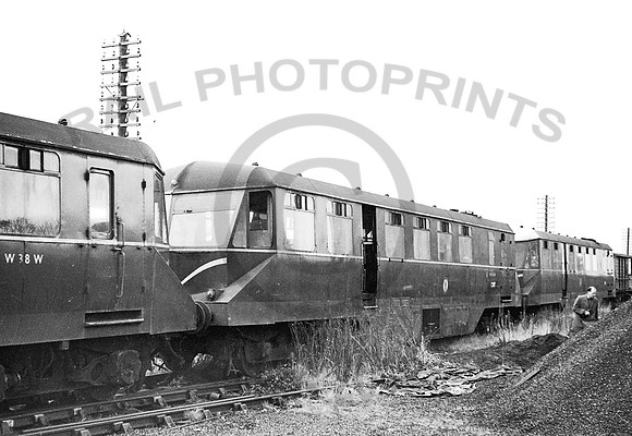WR-Railcars-Y-Swindon-210463-JC35