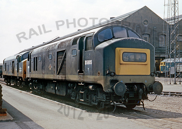 D5905-Y-Stratford-0573-RPC165