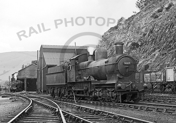 9017-Y-Machynlleth-0855-RPC368