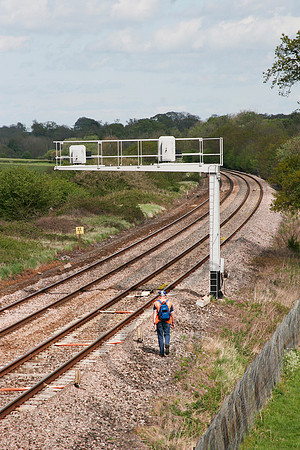 Trackworker Badninton 050505 JC011