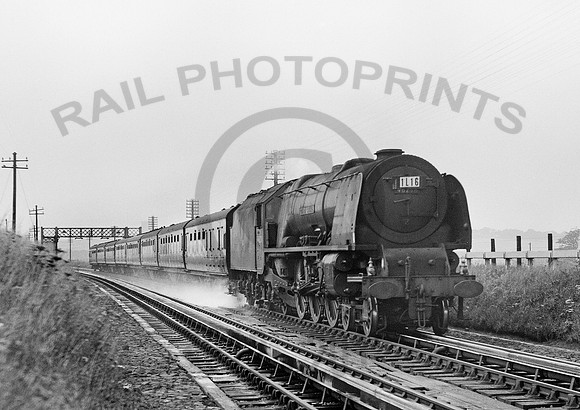 46238-Y-Moore-0863-RAW073