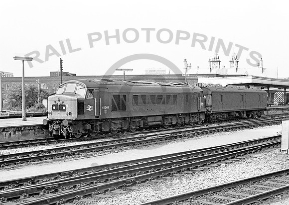 45009-Bristol-200578-JC1