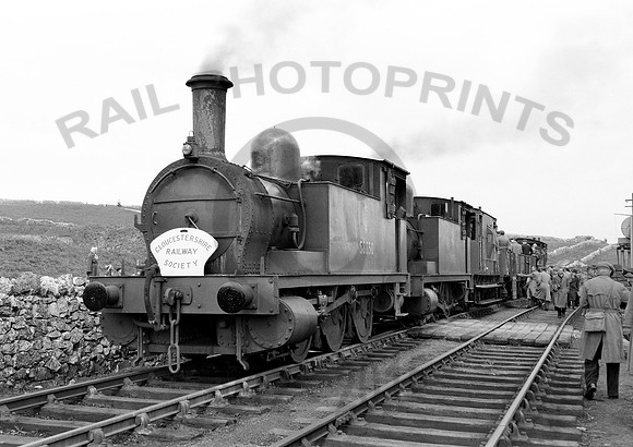 58850-Y-MiddletonTop-210555-HB863