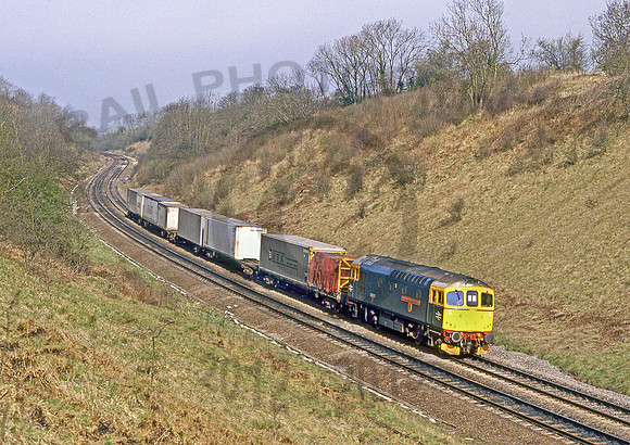 33027-Harbury-150483-JC622