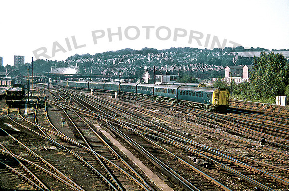 4Buf-3161-3073-3150-Guildford-180770-GE
