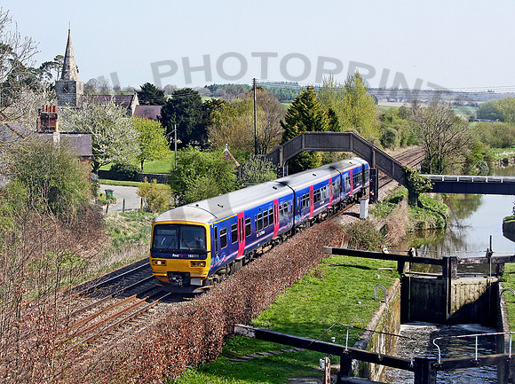165111-Y-LittleBedwyn-210409-JC521