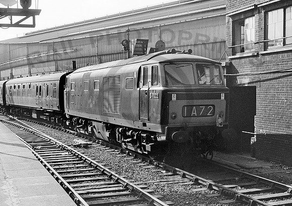 D7022-Paddington-270763225