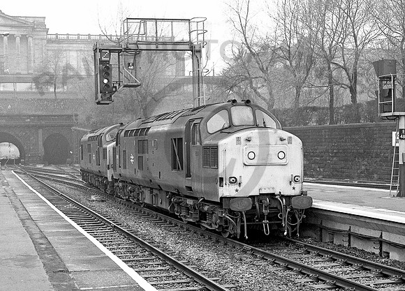 37153-37148-Waverley-110481-RP428-1