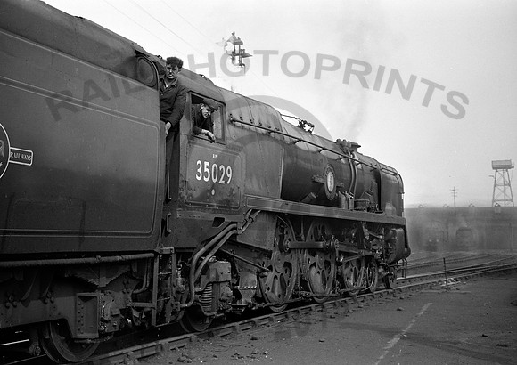 35029-ExmouthJunction- 0662-RPC381