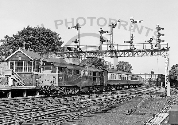 31423-Y-Scarborough-180683-JC804
