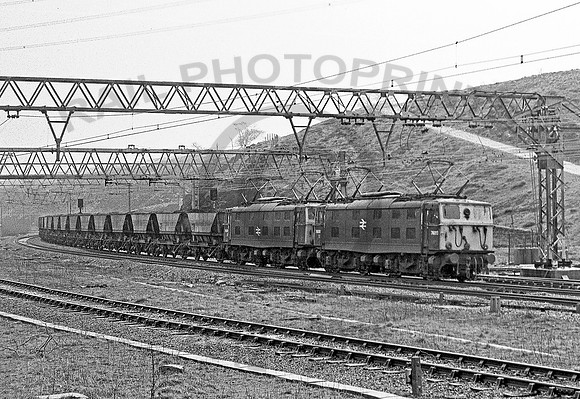 76013-76010-DunfordBridge-120477-JC032