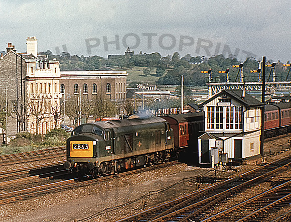 D5902-Hornsey-0467-MJ472