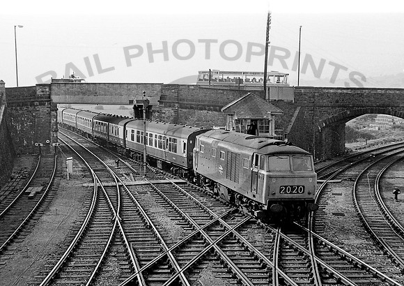 7015 Barnstaple Junction 040571 JM226