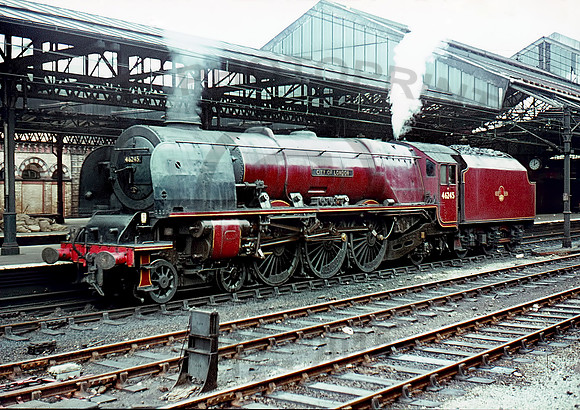 46245-Y-Crewe-0863-RAW374
