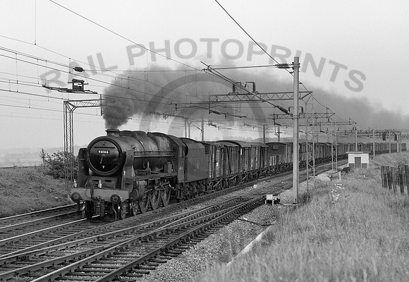 46166-Y-WeaverJunction-0863-RAW077