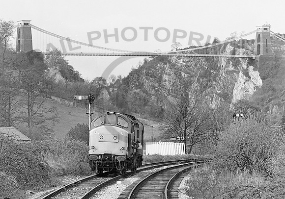 37241-Y-Ashton-300483-JC447