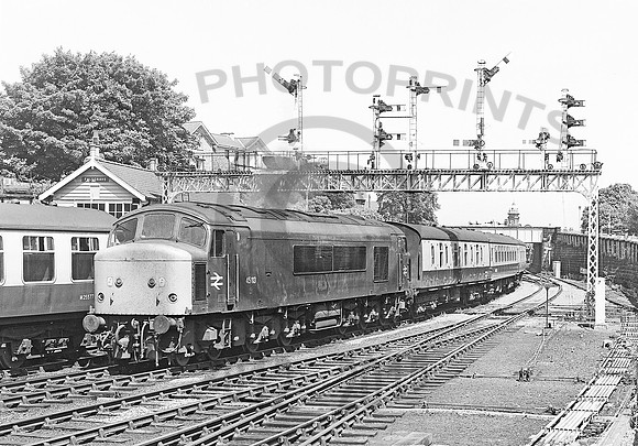 45113-Y-Falsgrave-180683-JC693