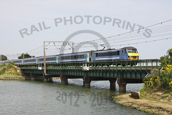 90012-Manningtree-250708-JC037