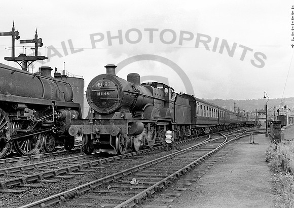 41144-Y-Bath Green Park-010358-HB1365