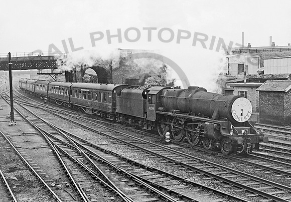 45379 Warrington 0463  CW318