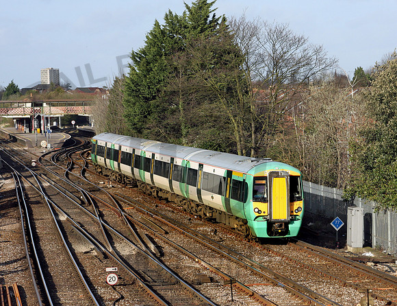 377115-StDenys-120308-JC066